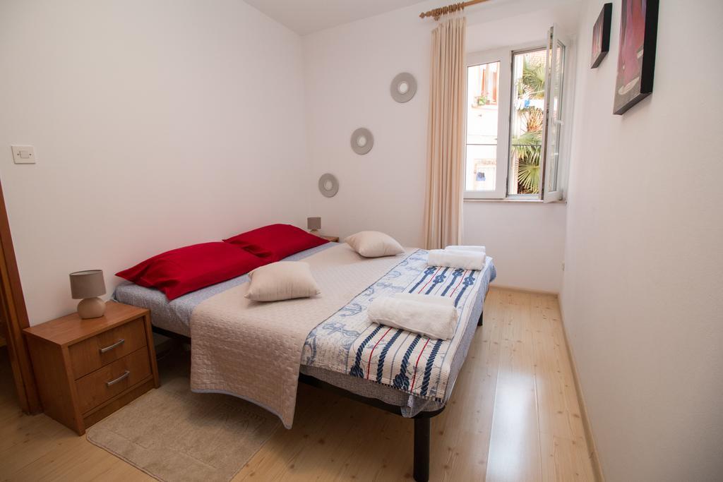 Piazza Antica Apartment *